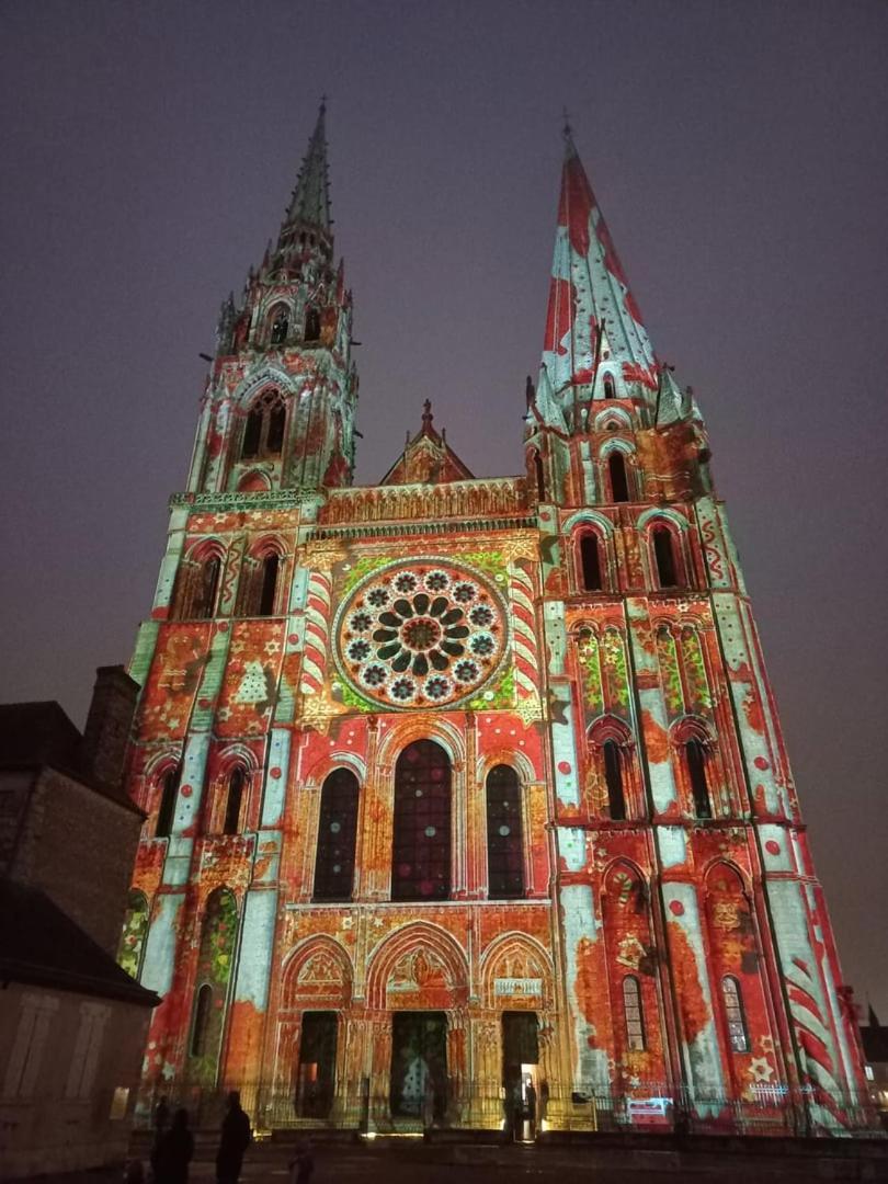 Le Gite De La Cathedrale Apartment Chartres Exterior foto